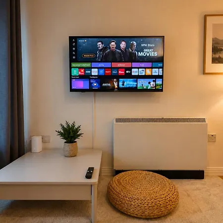 Cosy Retreat 7-min Walk To Eyre Square Apartment