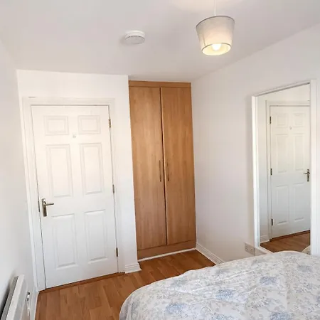 Cosy Retreat 7-min Walk To Eyre Square *